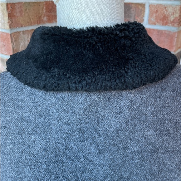 Herman Geist Wool With‎ Faux Fur Zip Up Cardigan Sweater - Picture 6 of 10